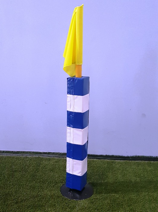 Padding for corner flag (Rugby)